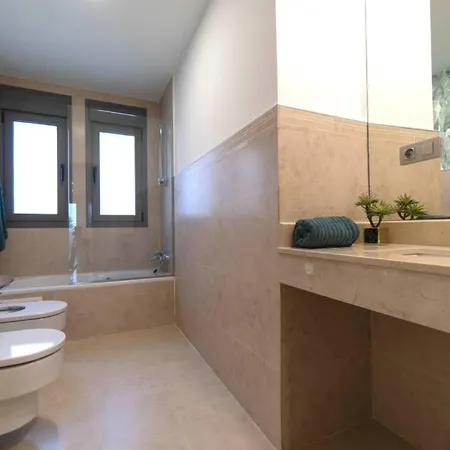 En Complejo Mascarat Beach, Bg60b Apartment