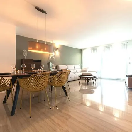 En Complejo Mascarat Beach, Bg60b Apartament